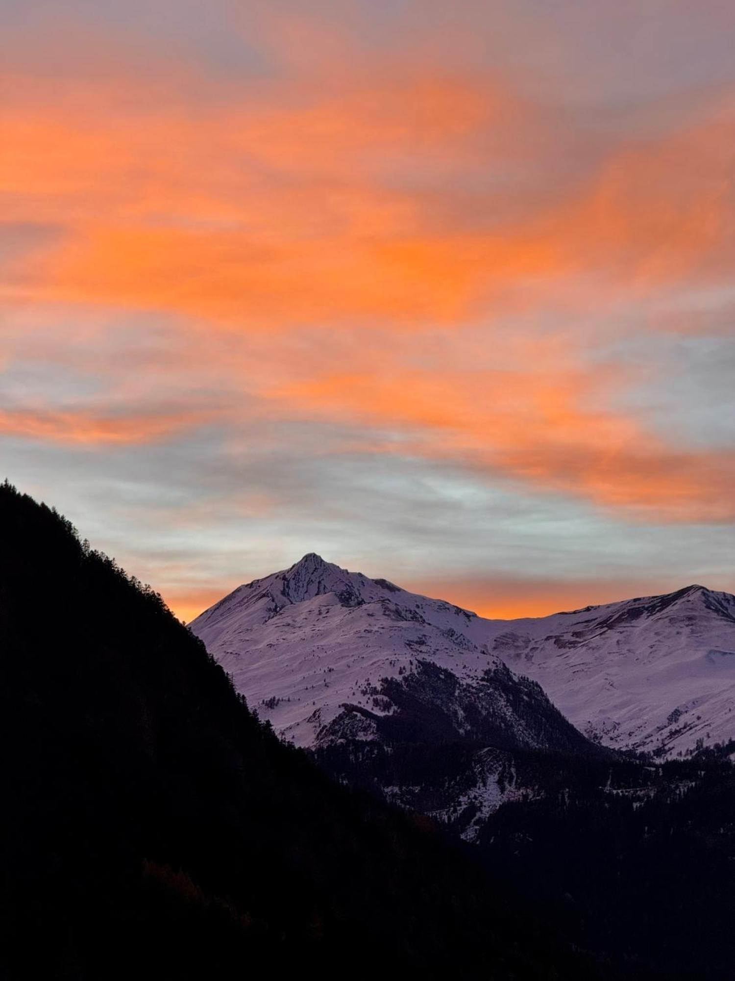 Cozyloge, Orelle & Les 3 Vallees エクステリア 写真